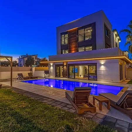 Near By The Land Of Legends , 40 M2 Private Pool Villa Batiatus